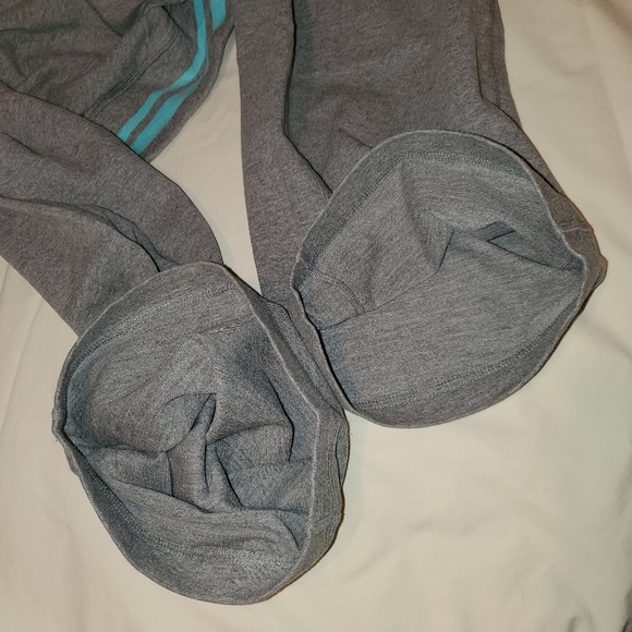 EUC Lululemon Cotton sweat pants - Picture 3 of 8
